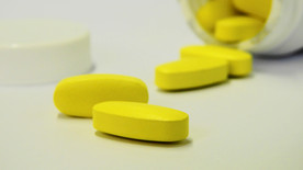 黄色药丸