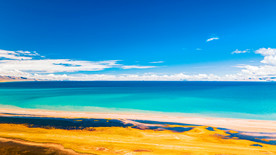 秋季纳木措高原湖泊