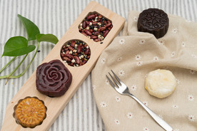 月饼美食食材活动海报背景素材