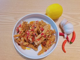 酸辣鸡脚
