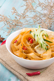 凉皮食物美食背景海报素材