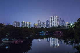 深圳