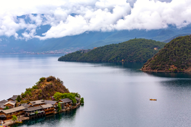 泸沽湖