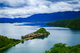 泸沽湖