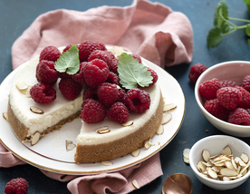 桑葚蛋糕美食零食背景海报素材
