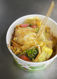 朝鲜冷面美食食材背景海报素材