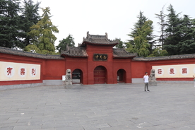 洛阳白马寺大门图片