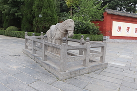白马寺石马图片
