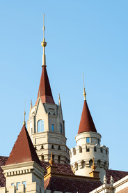 沈抚恒大养生谷欧式屋顶