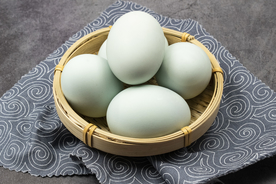 咸鸭蛋美食食材背景海报素材