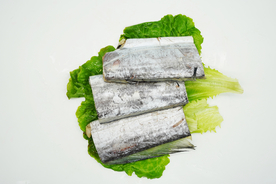 带鱼美食食材背景海报素材