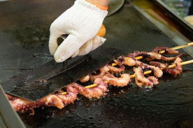 铁板鱿鱼美食食材背景海报素材