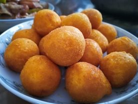 麻团早餐点心背景海报素材