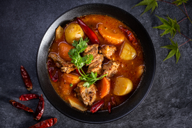 土豆炖肉美食食材背景海报素材