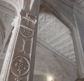 欧式古典教堂建筑物