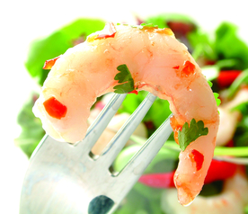 虾仁叉子美食背景海报素材