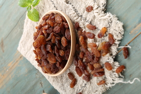 葡萄干零食休闲背景海报素材