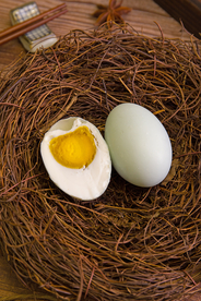 咸鸭蛋美食食材背景海报素材