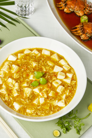 蟹黄豆腐美食食材背景海报素材