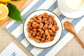 蚕豆零食休闲背景海报素材