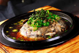 麻椒鸡块美食食材背景海报素材