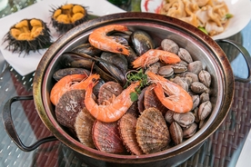 大虾扇贝火锅背景海报素材