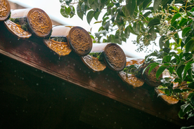 屋檐建筑地标旅游背景海报素材