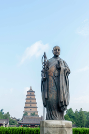 雕像地标建筑旅游背景海报素材