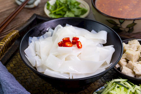 水晶凉皮美食食材海报素材