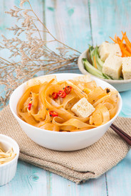 麻辣凉皮美食食材海报素材