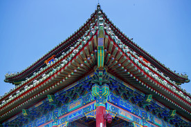 屋檐复古建筑背景海报素材