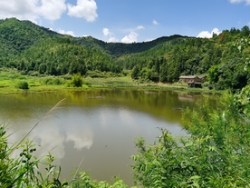 群山青翠  水清  生态 蓝天