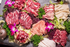 完美切割牛肉小火锅