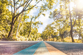 阳光校园操场公园跑道