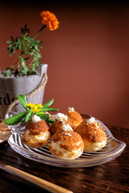 泡芙甜品零食背景海报素材