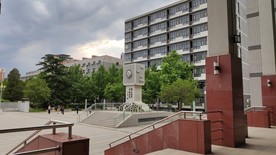 北方工业大学 校训石