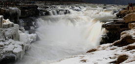 黄河第一瀑壶口冬天