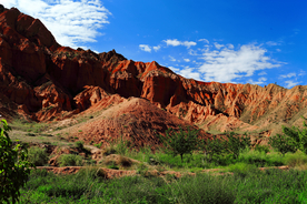 黄河石林山峰白云