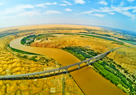 沙坡头黄河大桥黄河外滩