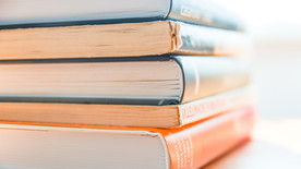 一堆书 各个 书 图书 教育