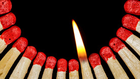 红褐色火柴棒 比赛 火焰 打火