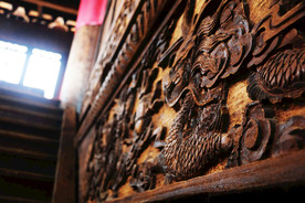 古建筑木纹雕刻