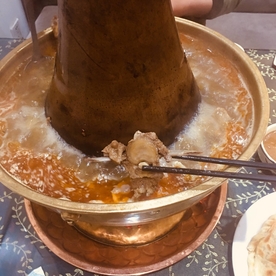 涮火锅新鲜羊肉