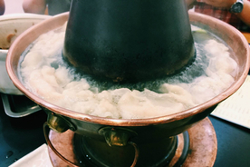 涮火锅新鲜羊肉