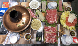 涮火锅新鲜羊肉