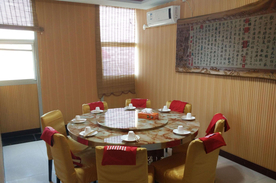 火锅餐厅包间