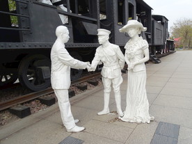 民国军人握手雕塑