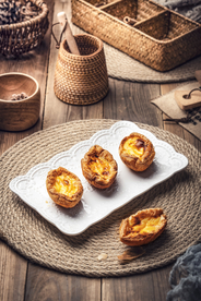 蛋挞零食美食背景海报素材