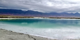 青海大柴旦翡翠湖