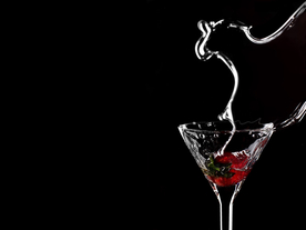 草莓水流水柱饮品背景素材